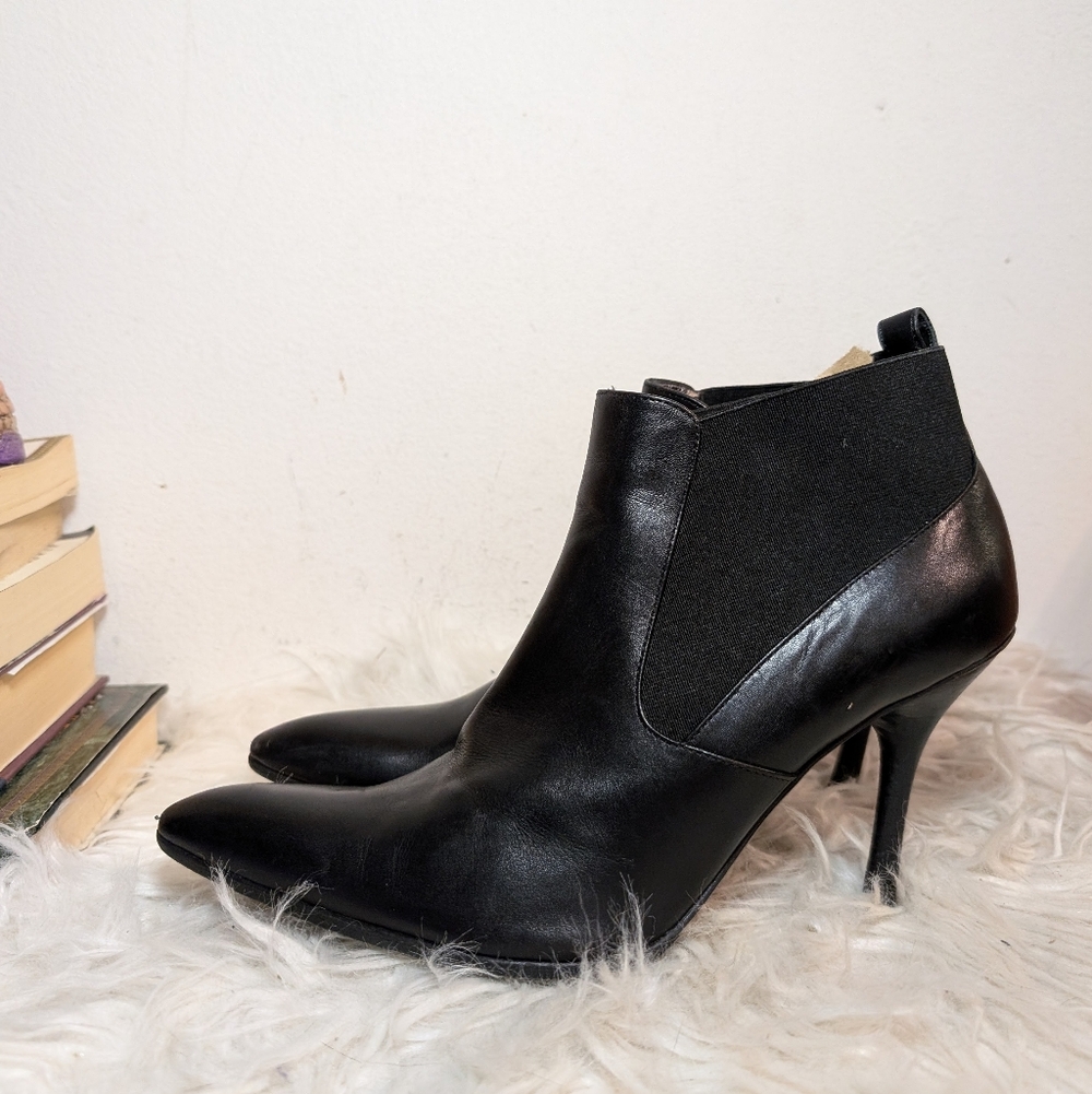 Vintage Donna Karan Black Leather Ankle Bootie 37.5